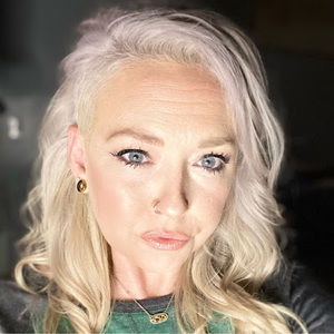 Meet your Posher, Courtney